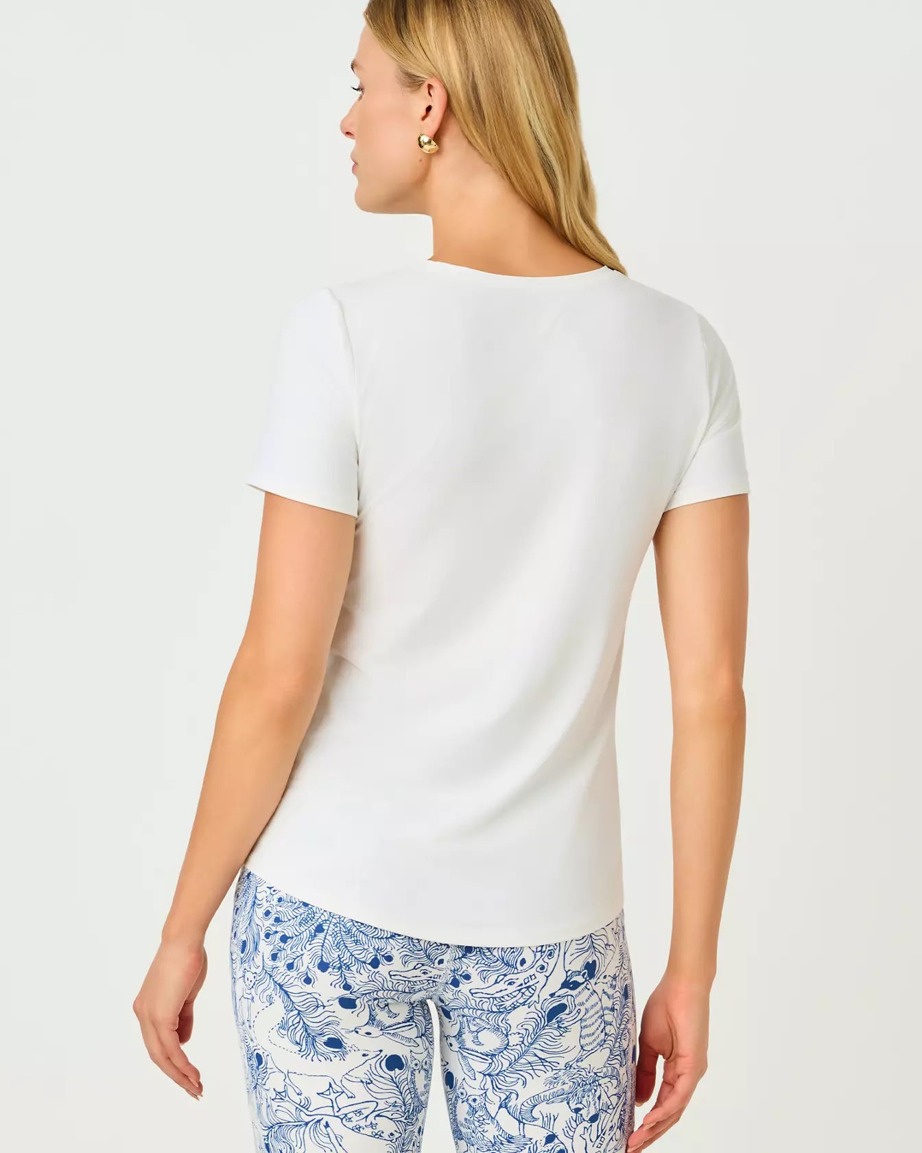 Crewneck Moisture Wicking Short Sleeve Shirttail Hem Tee