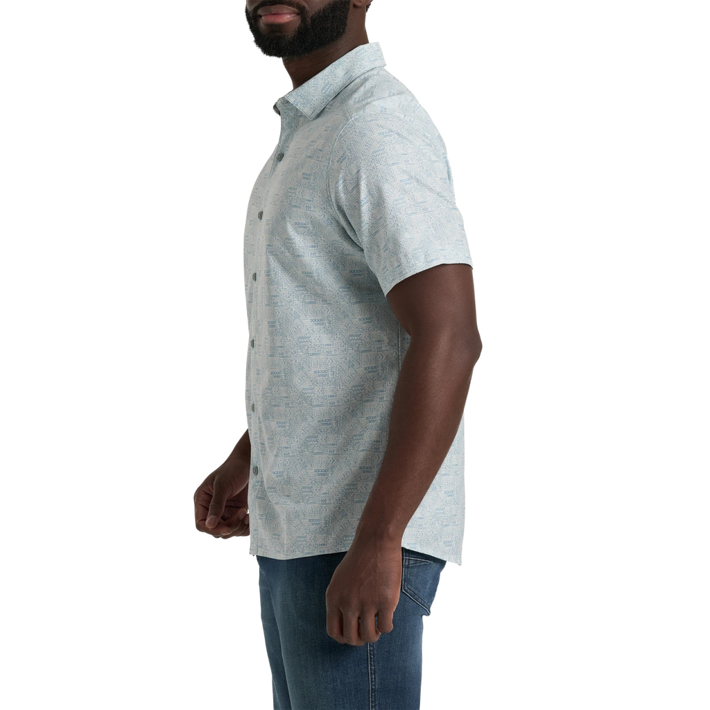 Men’s Subtle Printed Packable Short Sleeve Button Down Shirt
