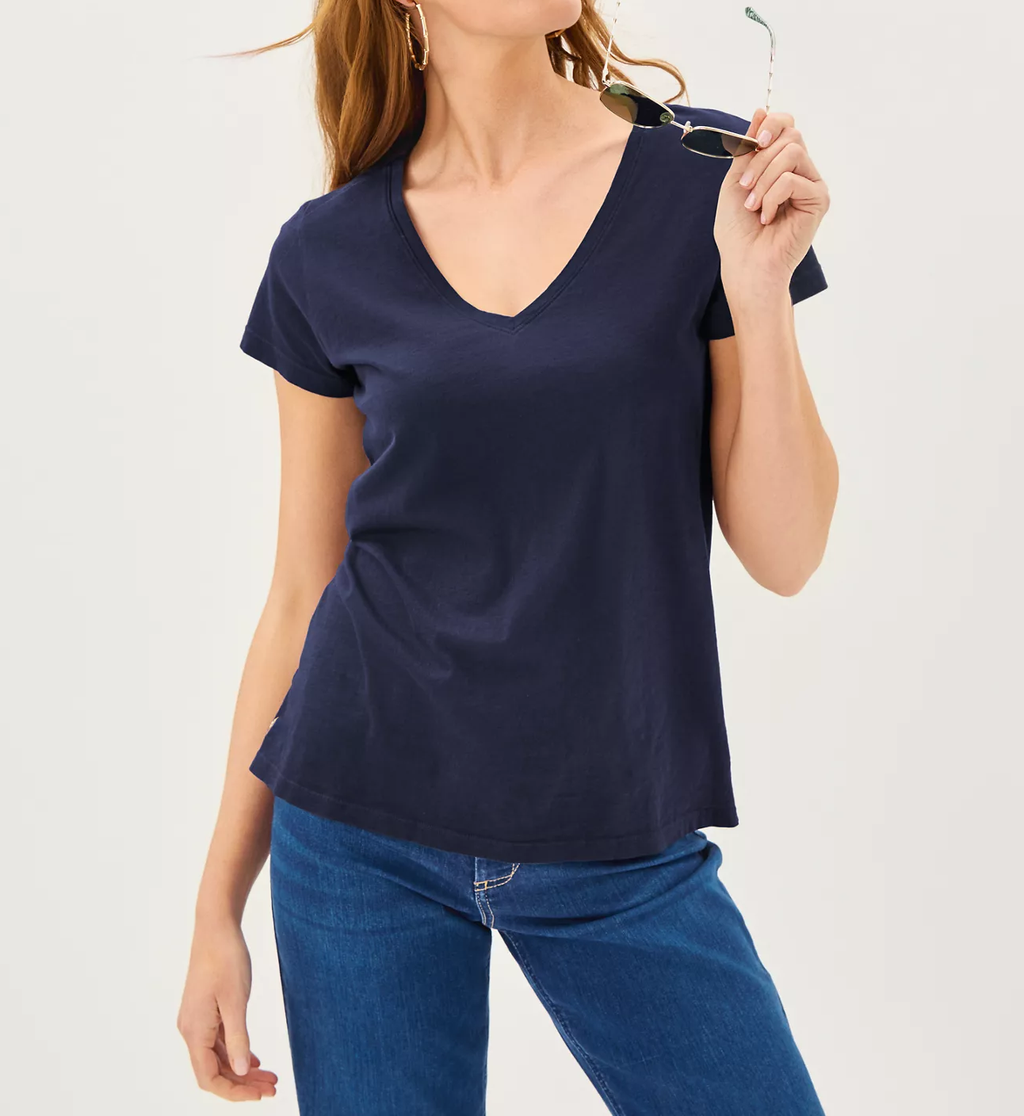 Women’s V Neck Straight Fit Short Sleeve Pullover Tee