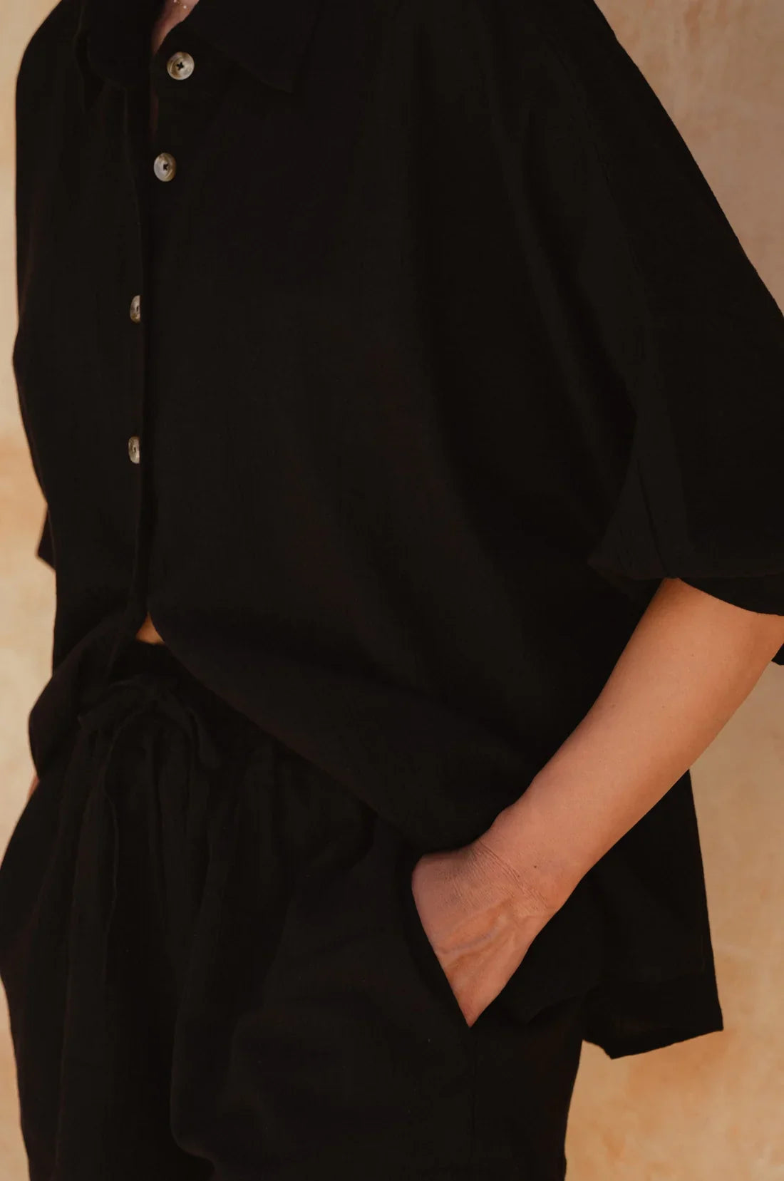 Women’s Oversized Relaxed Fit Linen Short Sleeve Button Down Shirt